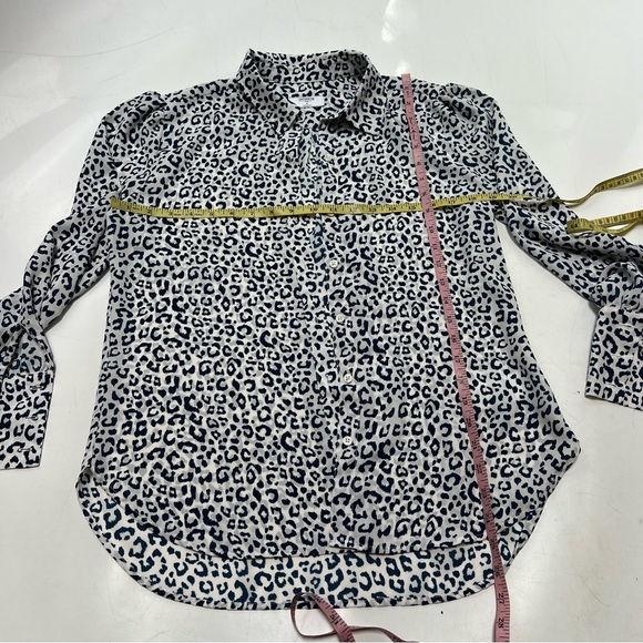 Untuckit women’s leopard print blue white button down shirt us4 L105-33 - Picture 3 of 4